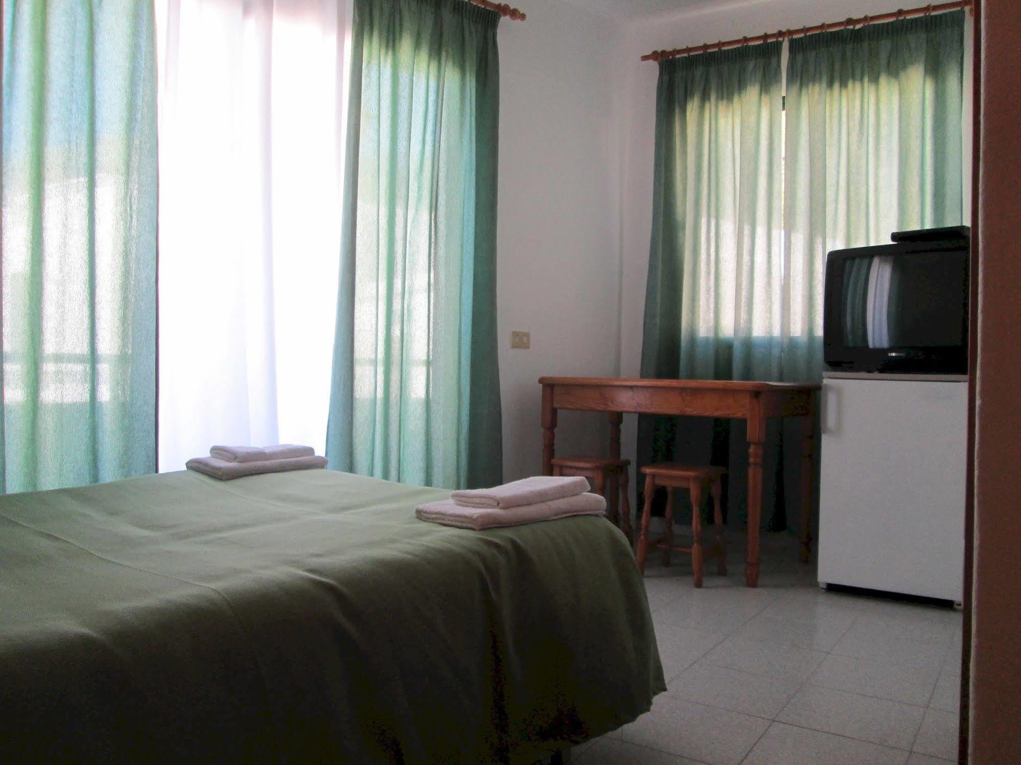 La Palma Hostel By Pension Central Fuencaliente de la Palma Exteriör bild